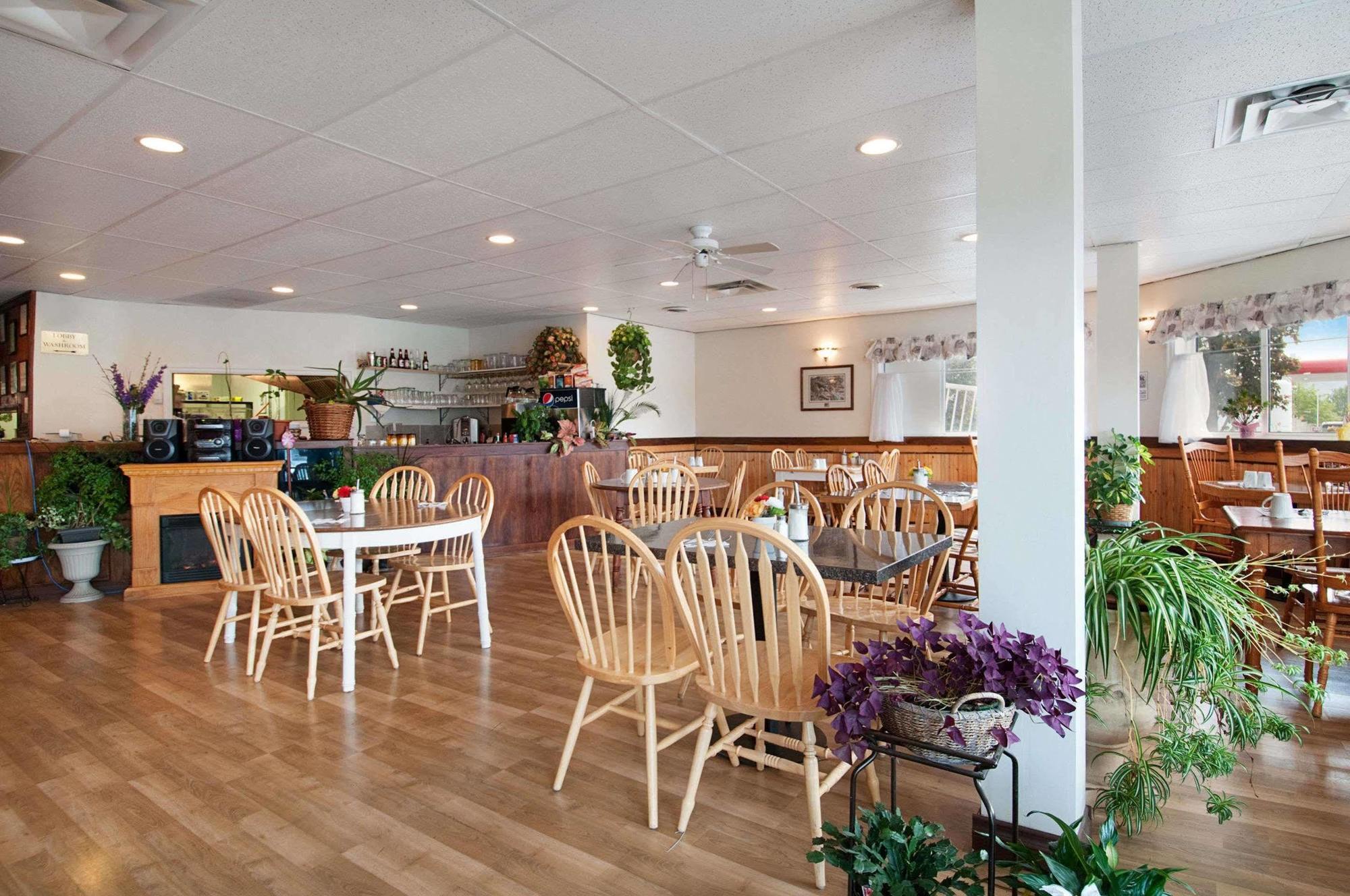 George Mountain View Hotel & Resto Merritt Dış mekan fotoğraf