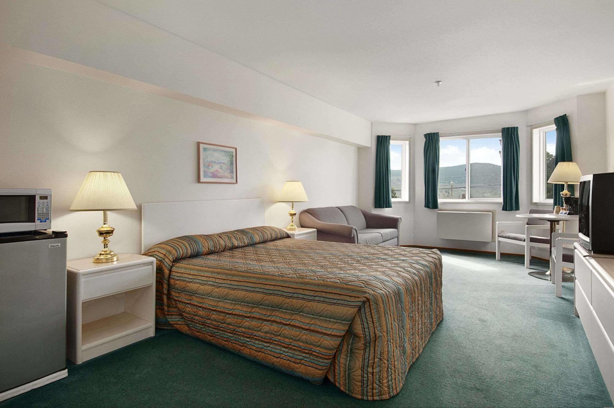 George Mountain View Hotel & Resto Merritt Dış mekan fotoğraf